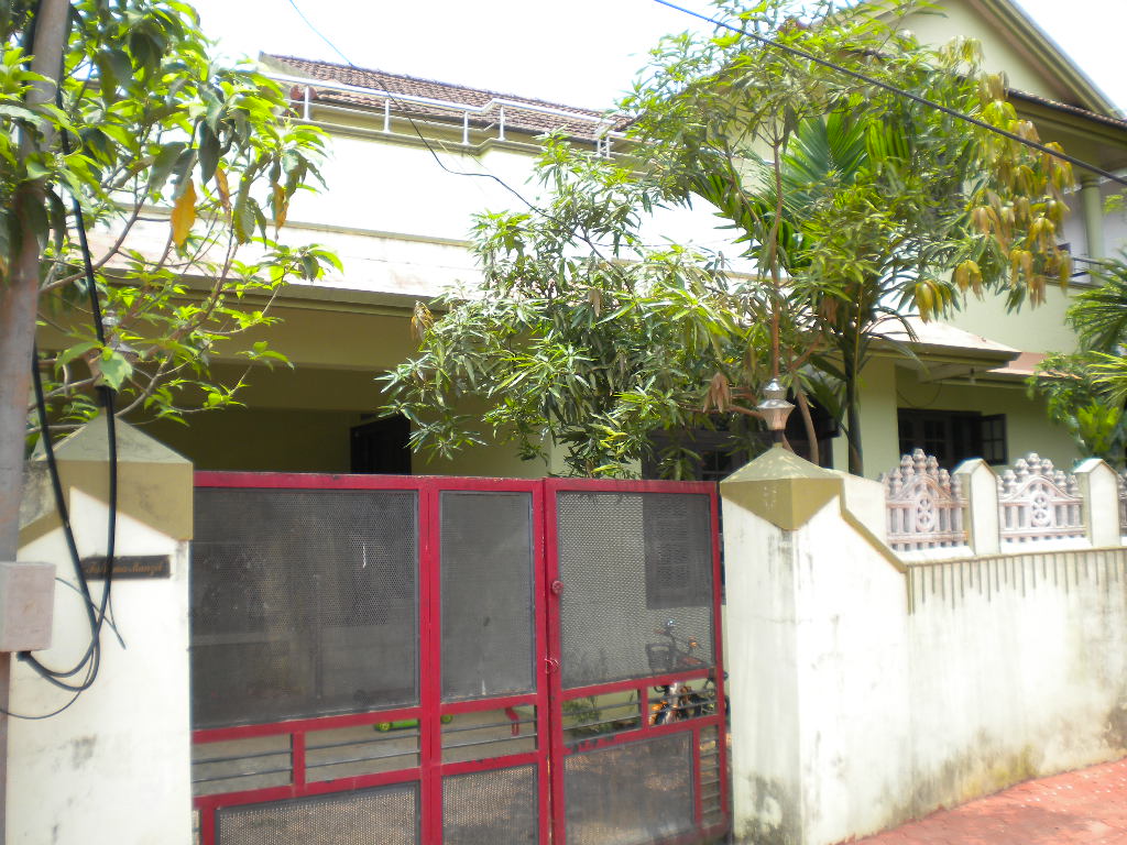 beautiful house for sale in karaparamba,calicut