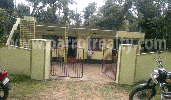 beautiful house with 5acre land for sale in wayanad