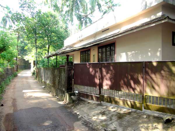 2 bhk individual house/home for sell at calicut