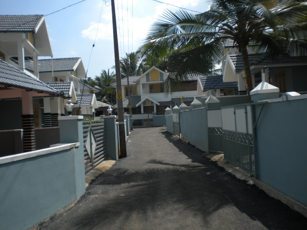 new house for sale chelavoor calicut.