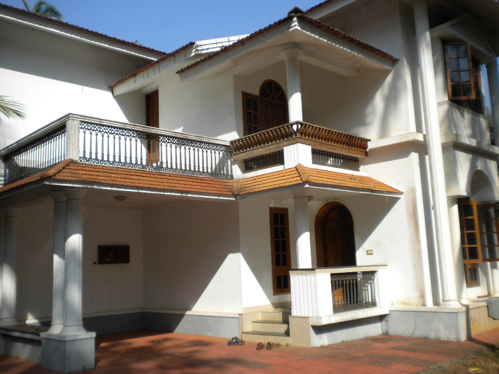 properties in calicut,thondayad.
