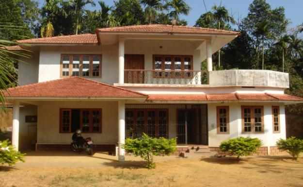 2 story house in 18 cent land at kellur, mananthavady, wayanad â€”