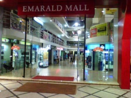office space for rent and sale in calicut emrald mall.