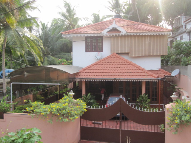 calicut, malapparmba 4 years old house for sale.