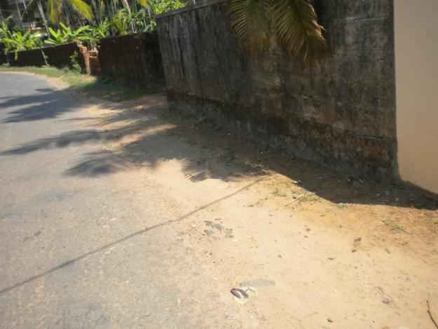 residential land for sale at kunduparamba , calicut