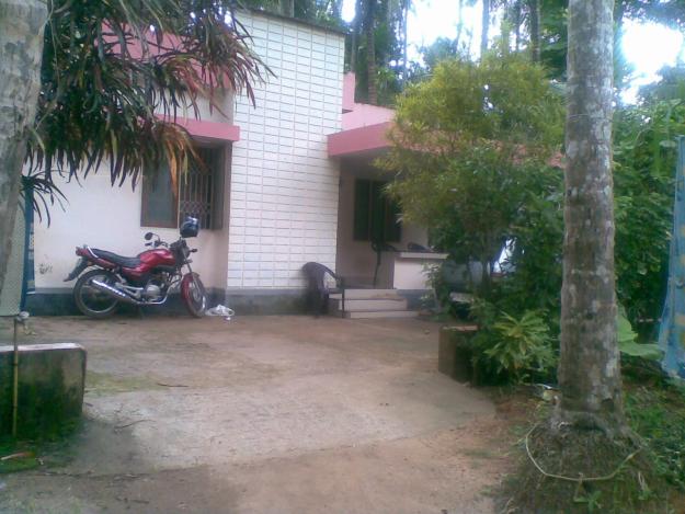 residensial plot with rc house for sale 27 cent,fully of partialy â€”