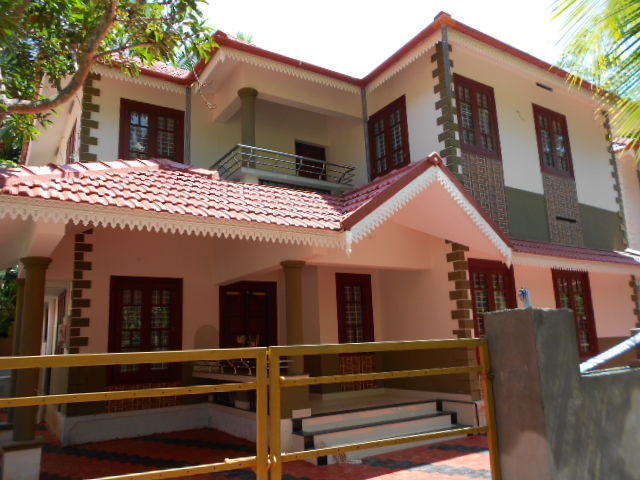 house for sale in calicut karaparampa,easthill edakkad road.