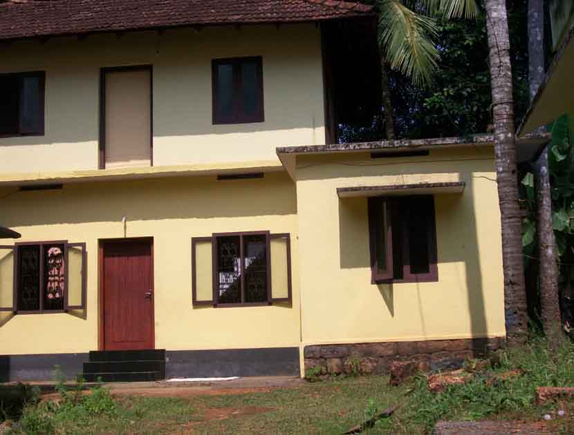 6.25 cent land with semi rc house for sale in chelannur 7/6.