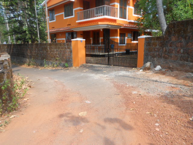 new house for sale in calicut vellimadukunnu near silverhills school