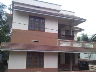 5 cent land 2200 sq ft 4 bhk attached bath room, well