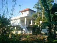 studio apartments near n.i.t campus for family