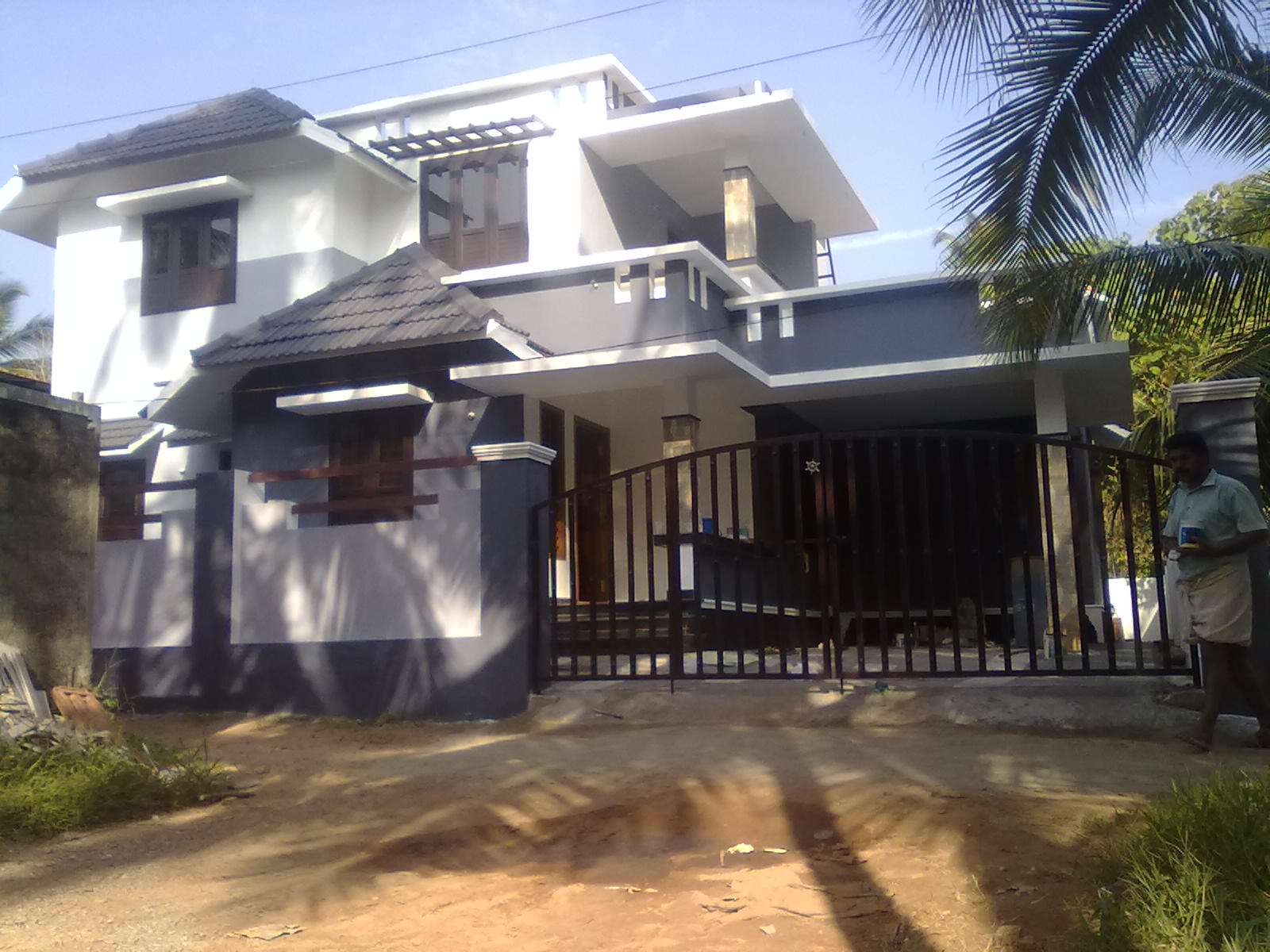 5 cents 4 bed new home