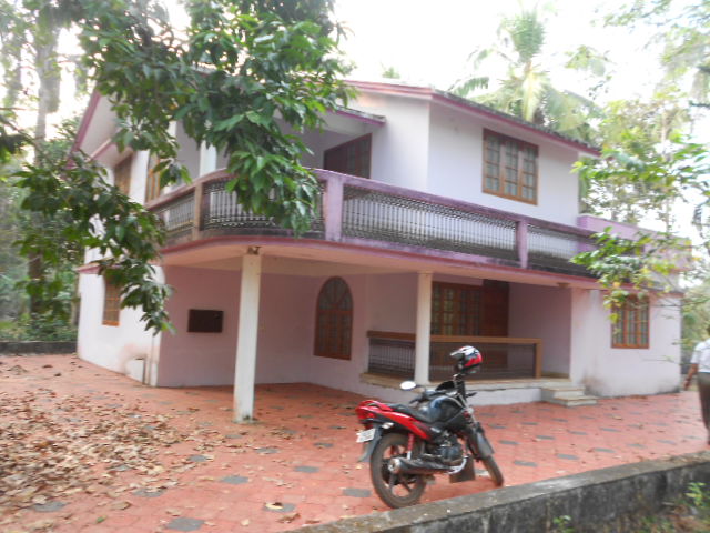 house for sale at poovattuparamba,peruvayal.