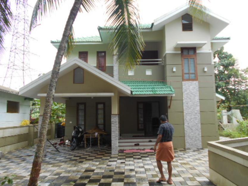 very good looking house kozhikode.payimbra town ,9 cent ,4 bed 52 lac