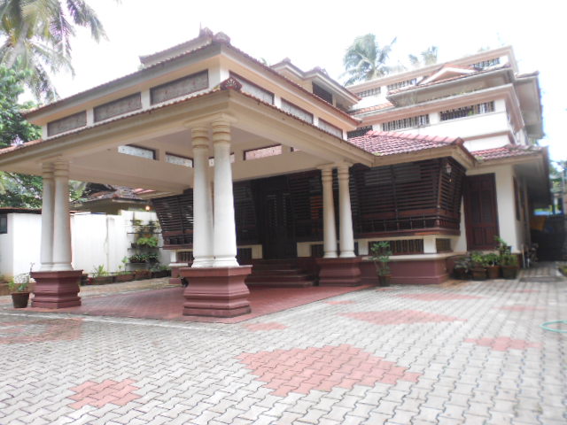 bungalow for sale in calicut kallai