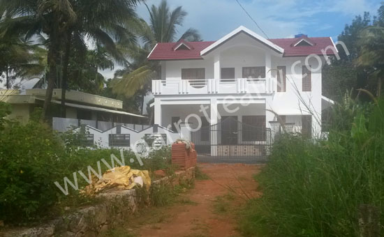 beautifully designed modern house with 12.5 cent land for sale in batheri