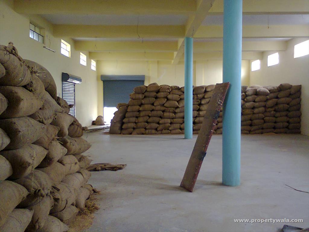 godown for rent -elathur-bharatiya vidya bhavan