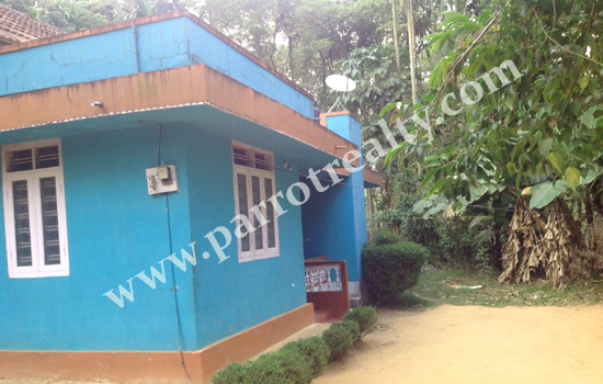 50 cent land with house for sale in near nadavayal