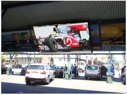 12000 sq.ft car showroom space with service station available for rent in