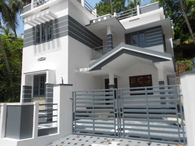 elegantly designed new house near devagiri collage and school.