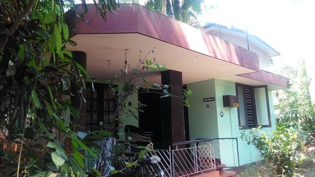 well maintained ready to move 2bhk for sale at chevayur
