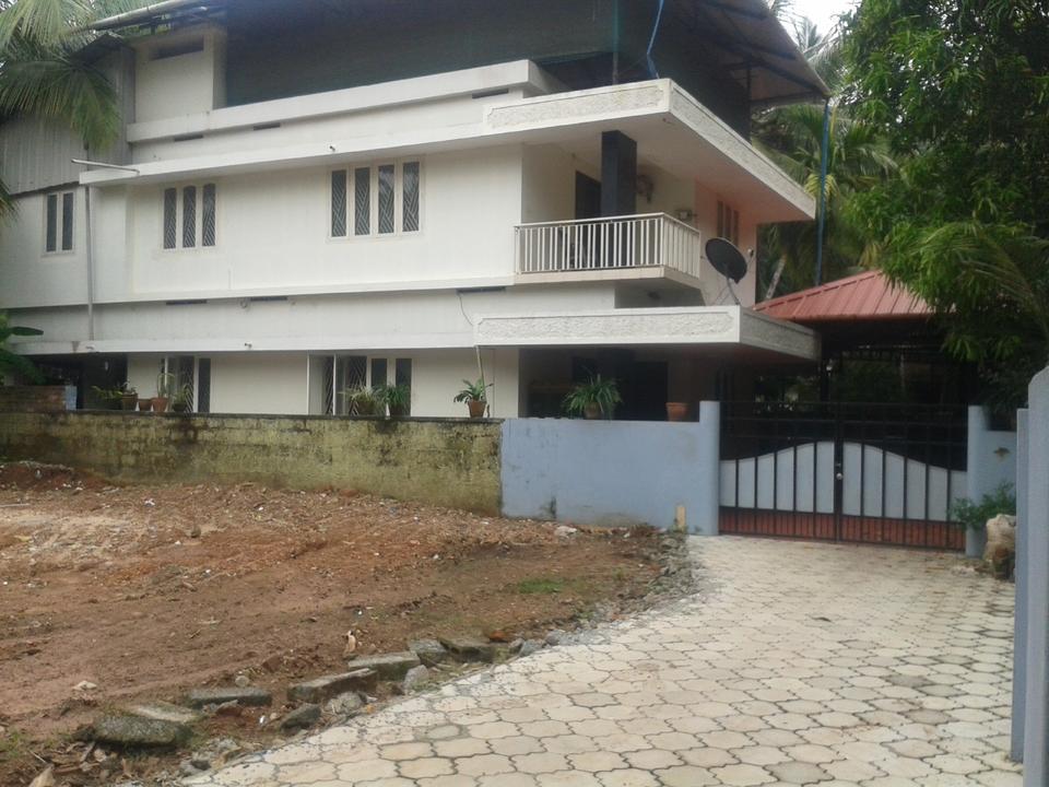 independent house/villa for sale in karaparamba, calicut