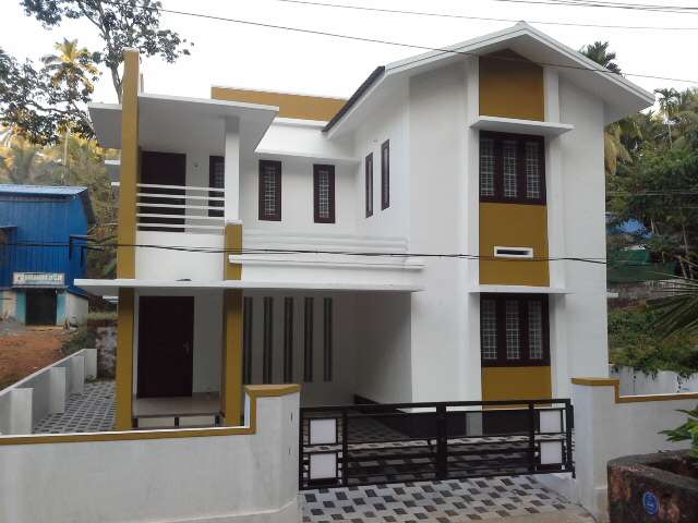 independent house/villa for sale in moozhikkal, calicut