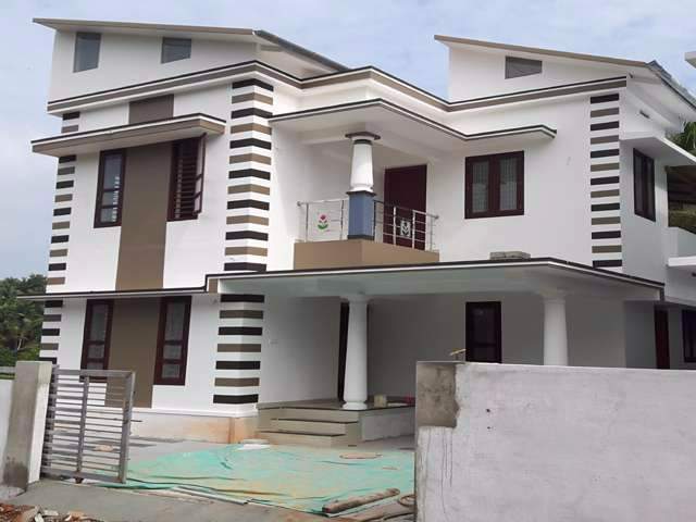 3bedrooms 4baths independent house/villa for sale