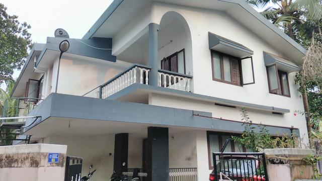 house for sell in calicut near nadakkavu panikker road
