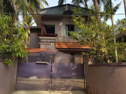house for sale, available immediately.