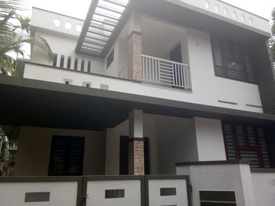 house for sale in vengeri