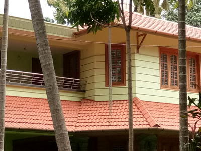 new moden house for sale kovoor, chevayoor, medicalcollege and mundikkalthazham.