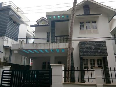villa for sale paroppady, ngo quarters, vellimadukunnu